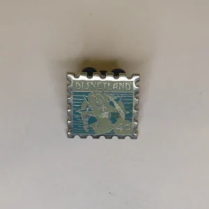 Disney DLR  2008 Hotel Hidden Mickey Stamp   Pluto 4 Cent Stamp Pin