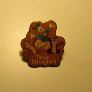 Disney TDL - Chip, Dale and Donald Oak Leaf (2000-1) Pin