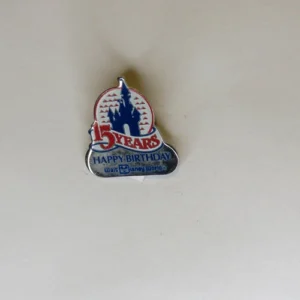 Disney    Cinderella's Castle Happy Birthday 15 Years Cast Pin