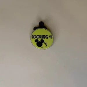 Disney WDW  2010 Hidden Mickey   Pin Trading Phrases  Looking 4 Mickeys Pin
