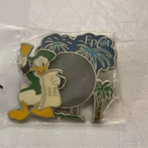 Disney Epcot Donald Dick Independence Day 2006 Pin
