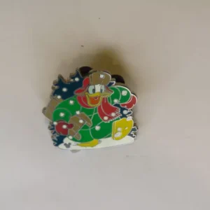 Disney   Cast Lanyard Series   Holidays Collection Donald Pin