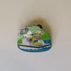 Disney WDW Cast Lanyard    Recreation Mickey & Pluto Paddle Boat Pin