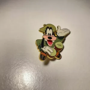 Disney Hongkong Disneyland Goofy Drums Pin