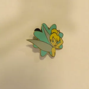 Disney   Tinker Bell  Daisies #2  Cast Lanyard  2 Pin