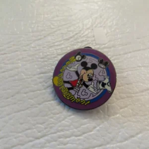 Disney Merchantainment Mickey Mouse Cast Pin