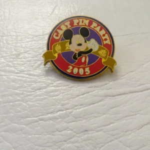 Disney Cast Party Mickey 2005 LE  Pin