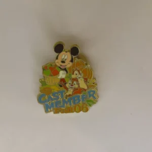 Disney  Cast Exclusive  Fall 2006 Chip and Dale with Mickey Mouse Pin