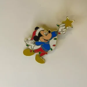 Disney   Mickey  Cast Member Holiday Party  Pin