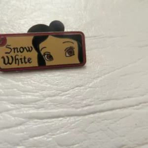 Disney Snow White Rear View Mirror Hidden Mickey Pin