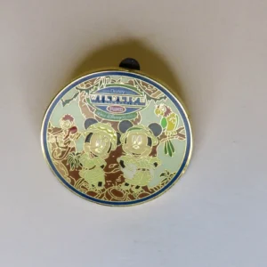 Disney WDW - wildlife conservation fund (mickey and Minnie in safari gear) Pin