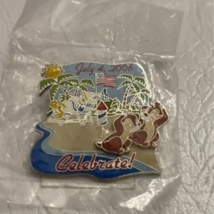 Disney July 4th 3006 Chip Dale Donald Pin