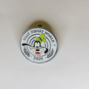 Disney   Character Coins  Mystery Pin   5 Pin  Goofy  Pin