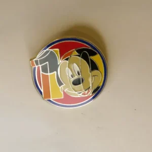 Disney  Years of Disney Pin Trading  Mystery Mickey Cast Chaser Pin