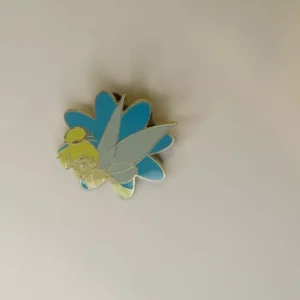 Disney   Tinker Bell's Daisies #  Cast Lanyard   Pin