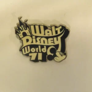 Disney Walt Disney World Retro Logo: Mickey, Cinderella's Castle, 71 Pin