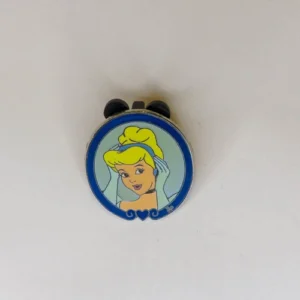 Disney   Cinderella  Princess Portraits with Hidden Mickey  Cast Lanyard  # Pin