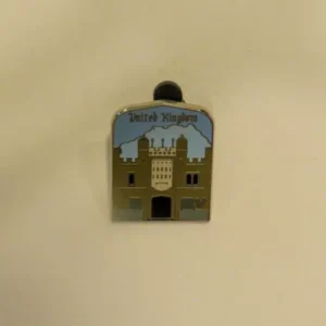 Disney    2011 Hidden Mickey   United Kingdom   Hampton Court Palace Pin