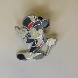 Disney MOG  Disney Creative Entertainment  Mickey with Top Hat Pin