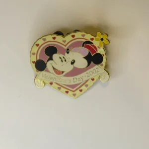 Disney Disneyland Valentine's Day   Mickey & Minnie In Heart Pin