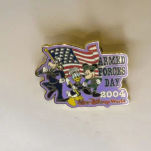 Disney   Goofy, Donald & Mickey  Patriotic Armed Forces Day  Pin