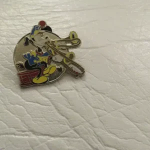 Disney Goofy Band Leader Hidden Mickey  Pin