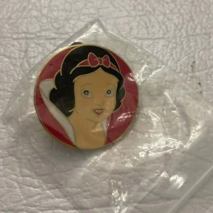 Disney Princess SNow White Pin
