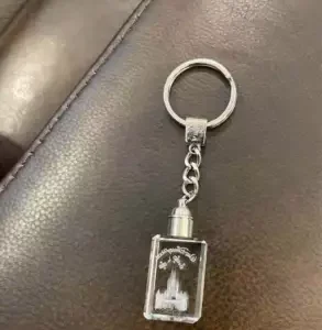 Disney Castmember Magic kigdom  Keychain