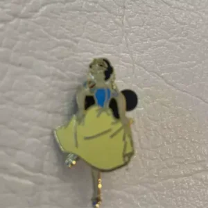 Disney Snow White Character Pin