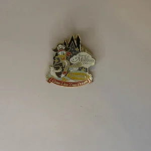 Disney WDTC  Walt Disney Travel Company Donald Duck as a Pirate Gift Pin