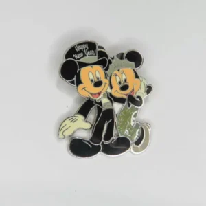 Disney WDW Cast Exclusive - Happy New Year 2006 (Mickey and Minnie) Pin
