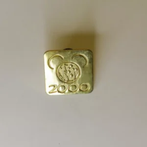 Disney 2000 Gold Square Mickey Head Pin