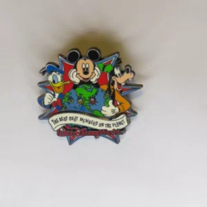 Disney   Mickey Donald  Goofy  Best Cast Members on the Planet  Cast Pin