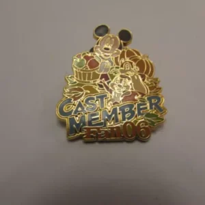 Disney WDW Cast Exclusive - Fall 2006 (Chip and Dale with Mickey Mouse) pin