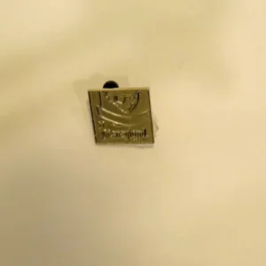 Disney   2013 Hidden Mickey   Just Got Happier  Tow Mater CHASER Pin