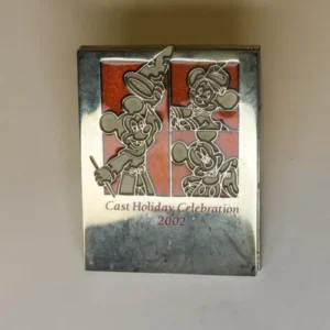 Disney WDW - Mickey Mouse - holiday celebration 2002 - cast Pin