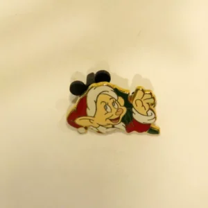 Disney DS  Dopey  Christmas Wreath  12 Months of Magic Pin
