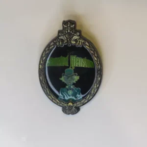 Disney Ezra Ghost Haunted Mansion Oval Frame Pin