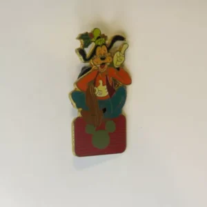 Disney Channel Sitting Goofy Christmas Pin