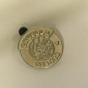 Disney WDW Magic Kingdom Villains Parking Sign Cruella De Vil CHASER Pin