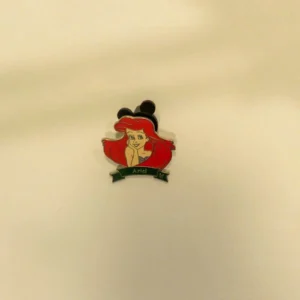 Disney   Ariel  Cast Lanyard  4  Princesses  Little Mermaid Pin