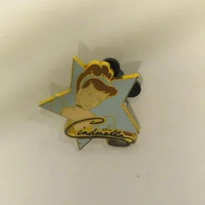 Disney DLR  Cinderella  Star Signature  Cast Lanyard  3 Pin