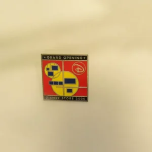 Disney DS  Cast Exclusive  Grand Opening DS 2000 Pin