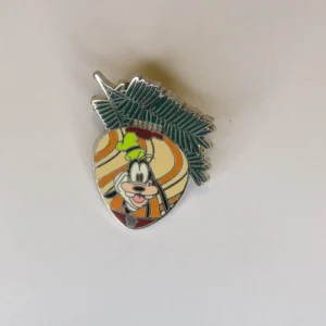 Disney Hidden Mickey Christmas Ornament  Completer Goofy PWP Pin