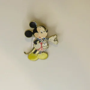 Disney Mickey & Minnie Pin Trading Starter Set Mickey Pin
