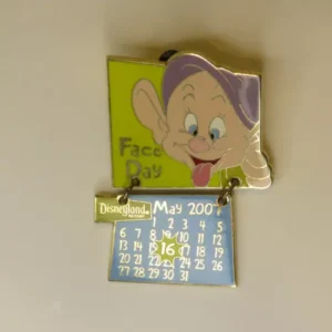 Disney DL  Dopey  May  Holidaze Calendar Pin