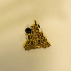 Disney   Cast Lanyard Pin  1  Cinderella Castle Promotion Pin