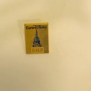 Disney EuroDisney BNP Castle  gold Pin