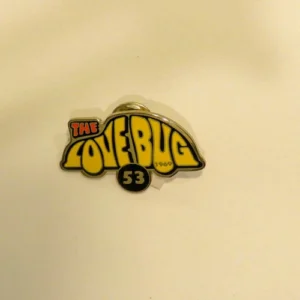 Disney DS  Countdown to the Millennium  #57 The Love Bug Pin
