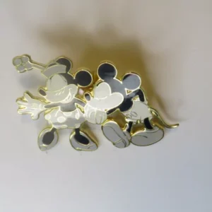 Disney DL  Mickey and Minnie  Hand Kiss  Black and White Pin
